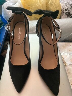 Black Pointed-Toe Ankle-Strap Heels with Bow